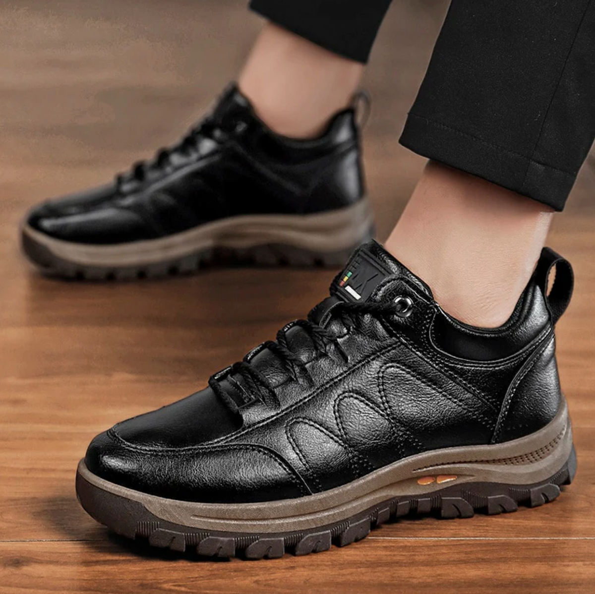 Tênis Masculino Confortável de Couro OrtoFlex