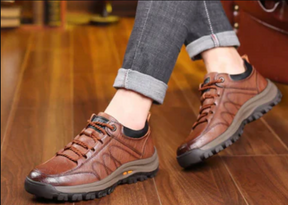 Tênis Masculino Confortável de Couro OrtoFlex